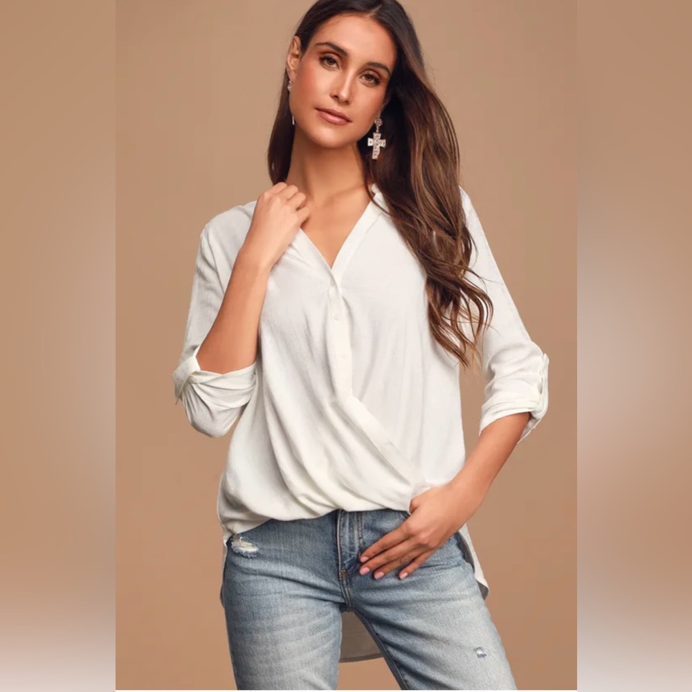Lulu’s 3/4 Sleeves Making a Difference Gauzy Ivory Button-Up Top